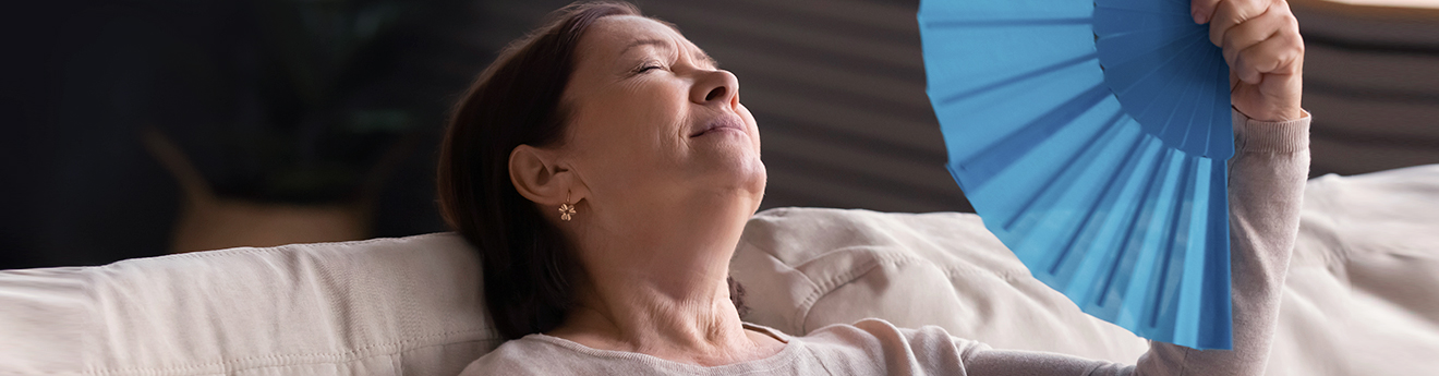 ¿Cómo combatir los bochornos de la menopausia en verano?