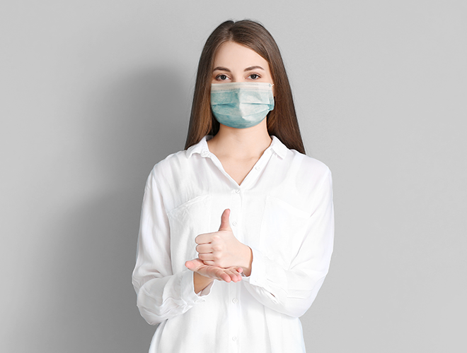 El uso de mascarilla y los desafíos de la audición: cómo afrontarlos