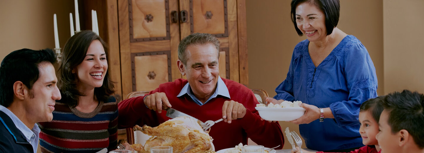 Cuida tu alimentación en fiestas de fin de año