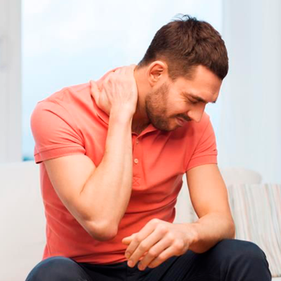 Dolor cervical: ¿estrés, dormí mal, manejé mucho o tengo un problema cervical?