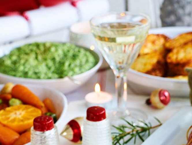 Cuida tu alimentación en fiestas de fin de año